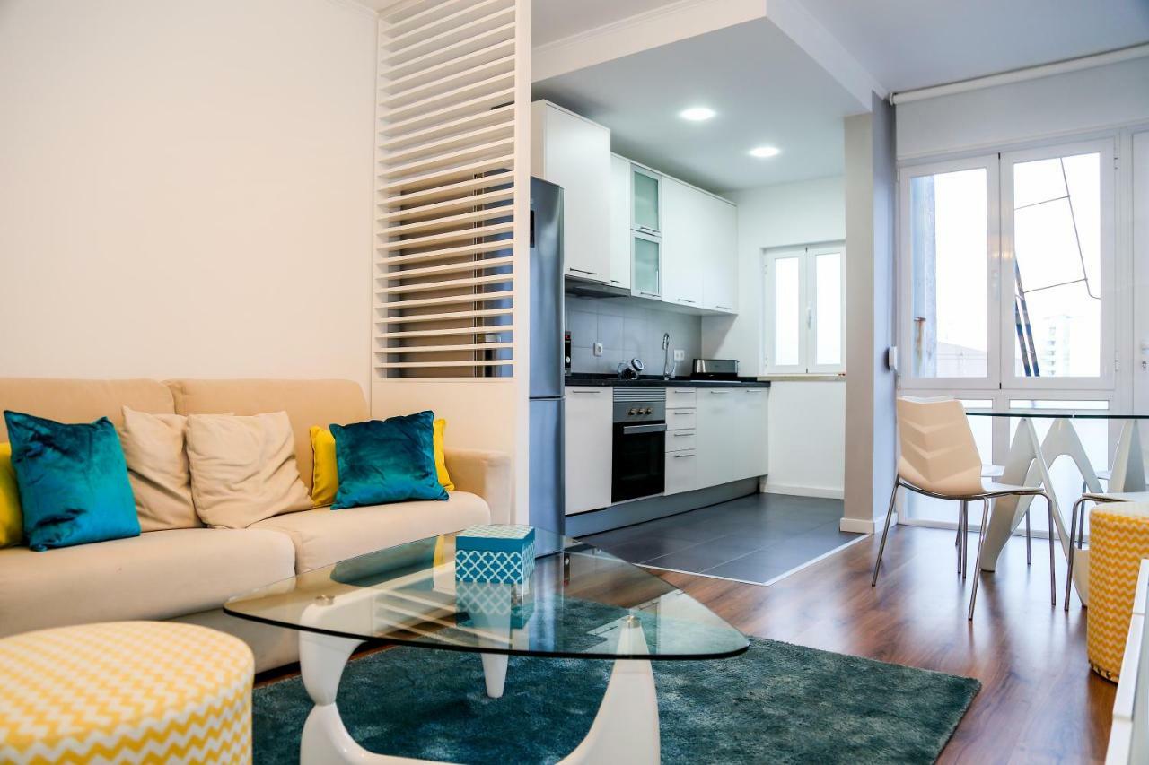 Sao Joao Studios & Flats By Lisbon Village Apartments Экстерьер фото